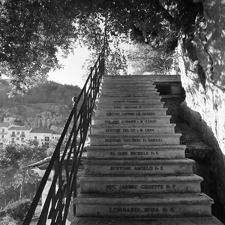 Meridiana Santa Maria del Molise Buitenkant foto
