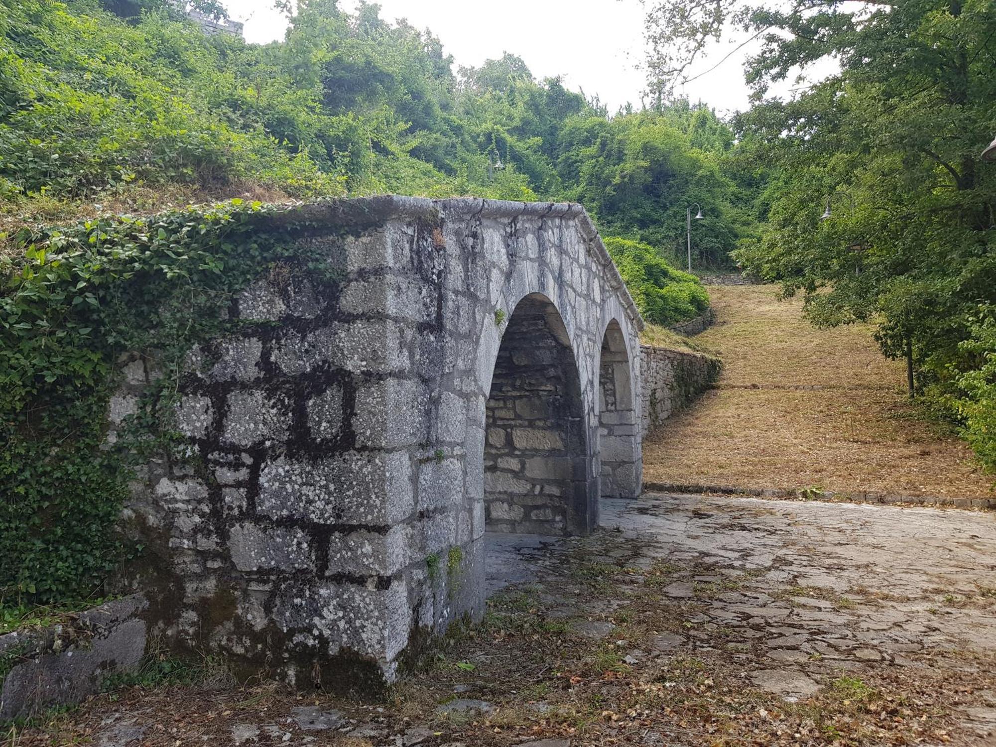 Meridiana Santa Maria del Molise Buitenkant foto